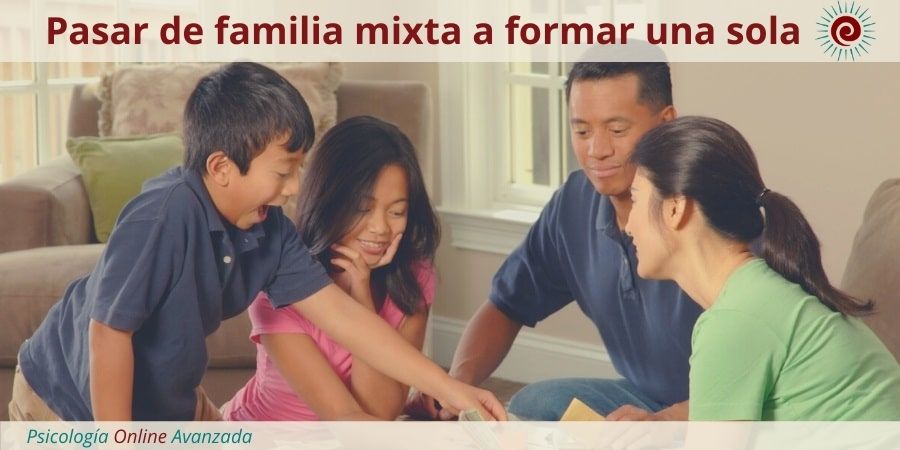 ¿Cómo ayudar a las familias mixtas a formar una sola?, Problemas de pareja, Infidelidad, Terapia de pareja, Terapia Online, Confianza, Pareja, Matrimonio, Relación