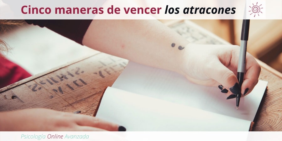 Cinco maneras de vencer el impulso de los atracones, Mala alimentación, Alimentación, Bajo peso, Obesidad, Anorexia, Bulimia, Atracón, Anorexia Nerviosa, Purgas, Ejercicio Excesivo, Vomito Inducido, Comer en exceso.